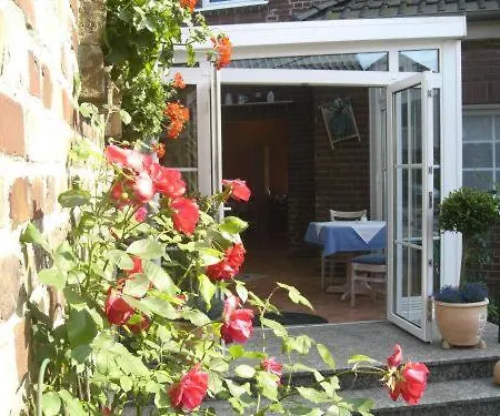 Am Weyerhof 3*