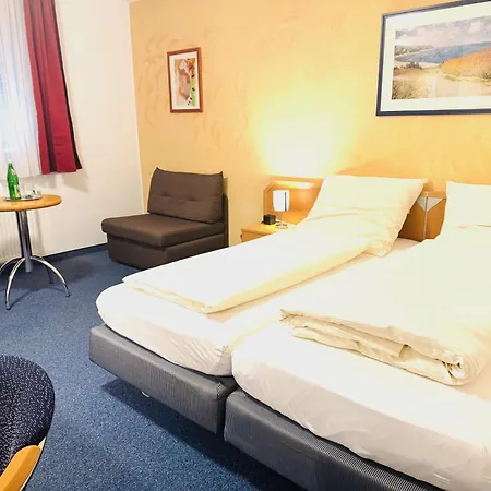 Hotell Am Weyerhof Kerpen (North Rhine-Westphalia)