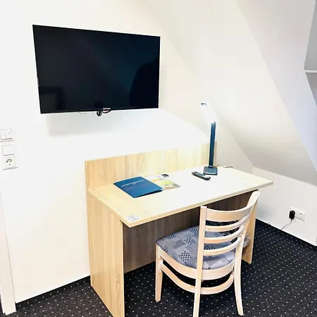 Am Weyerhof 3* Kerpen (North Rhine-Westphalia)